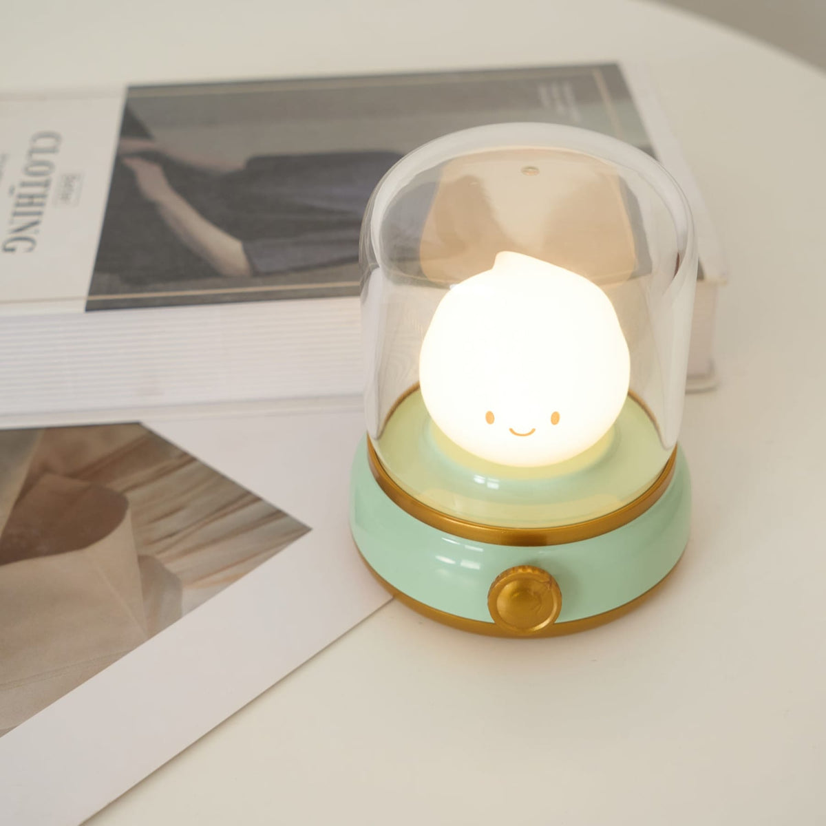 Acrylic Cordless Table Lamp
