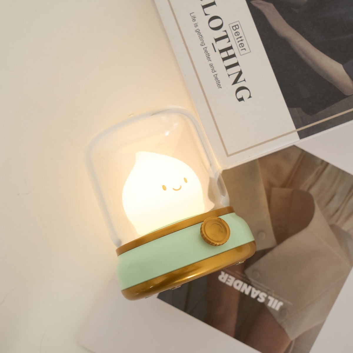 Acrylic Cordless Table Lamp