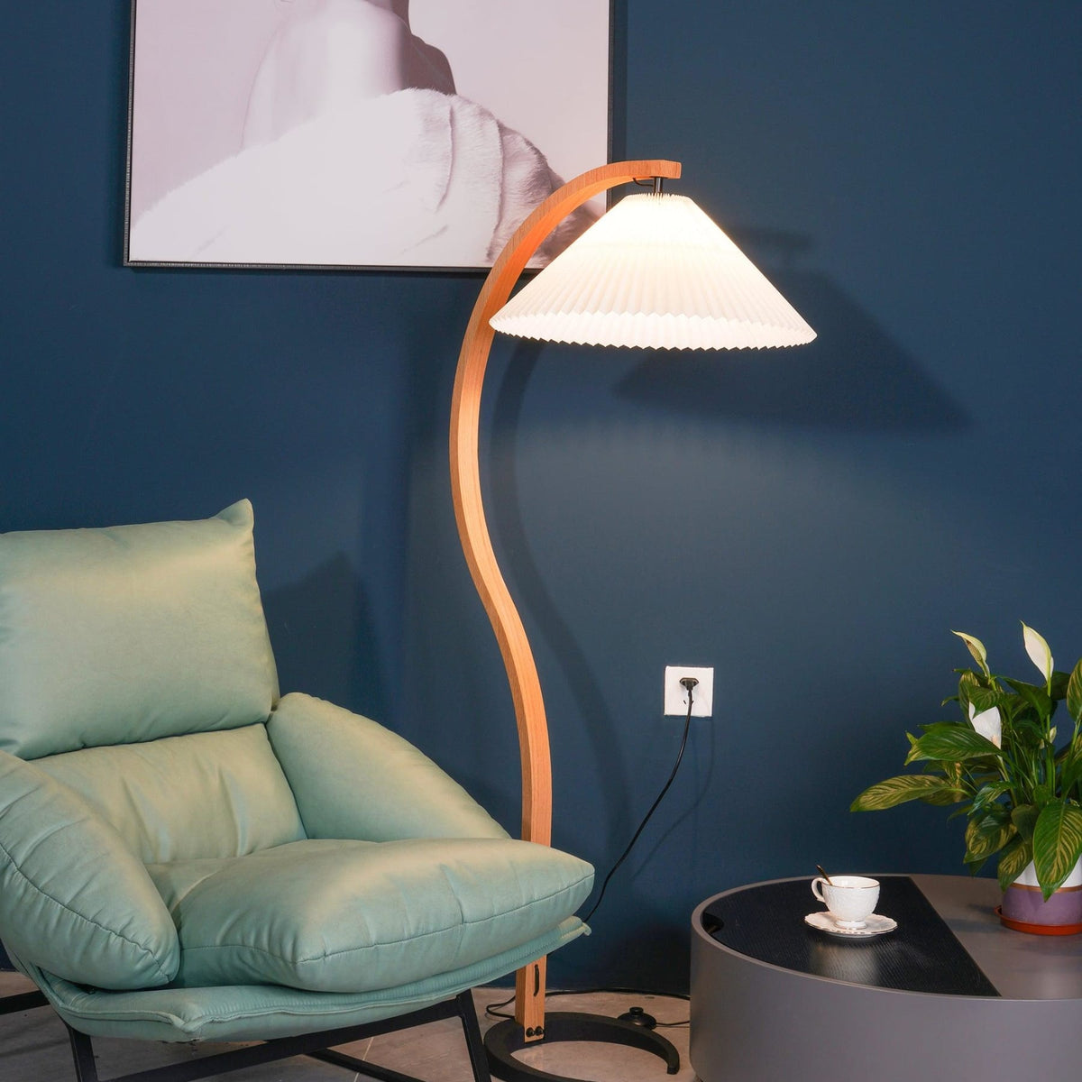 Wood Arc Floor Lamp