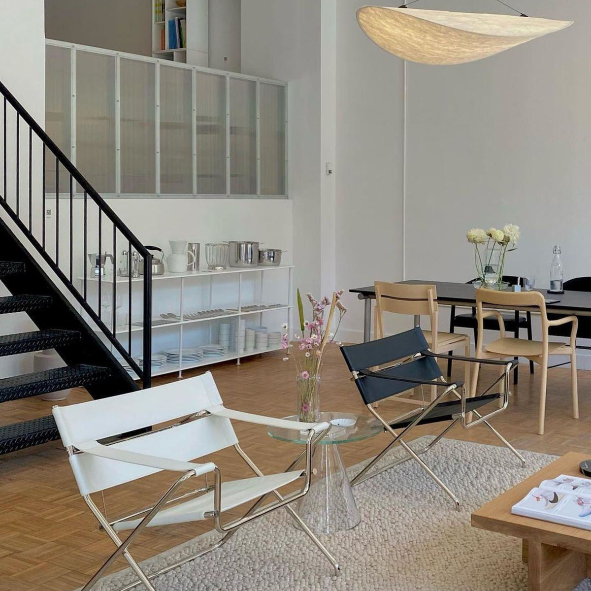 Floating Leaf Pendant Light