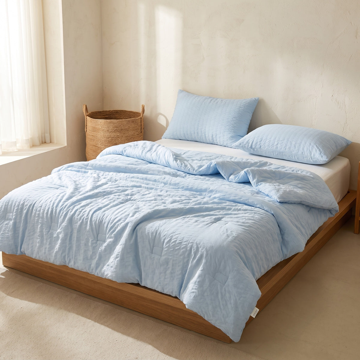 Lightweight Summer Comforter Set | Breathable, 59-91in