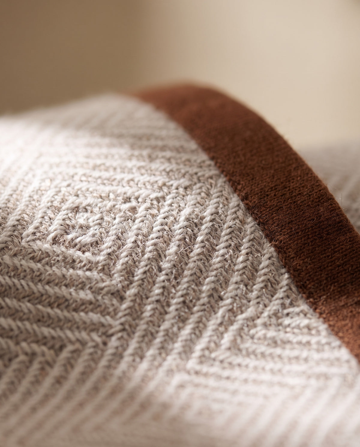 Light Nordic Style Blanket | Pet Friendly, 51-86in