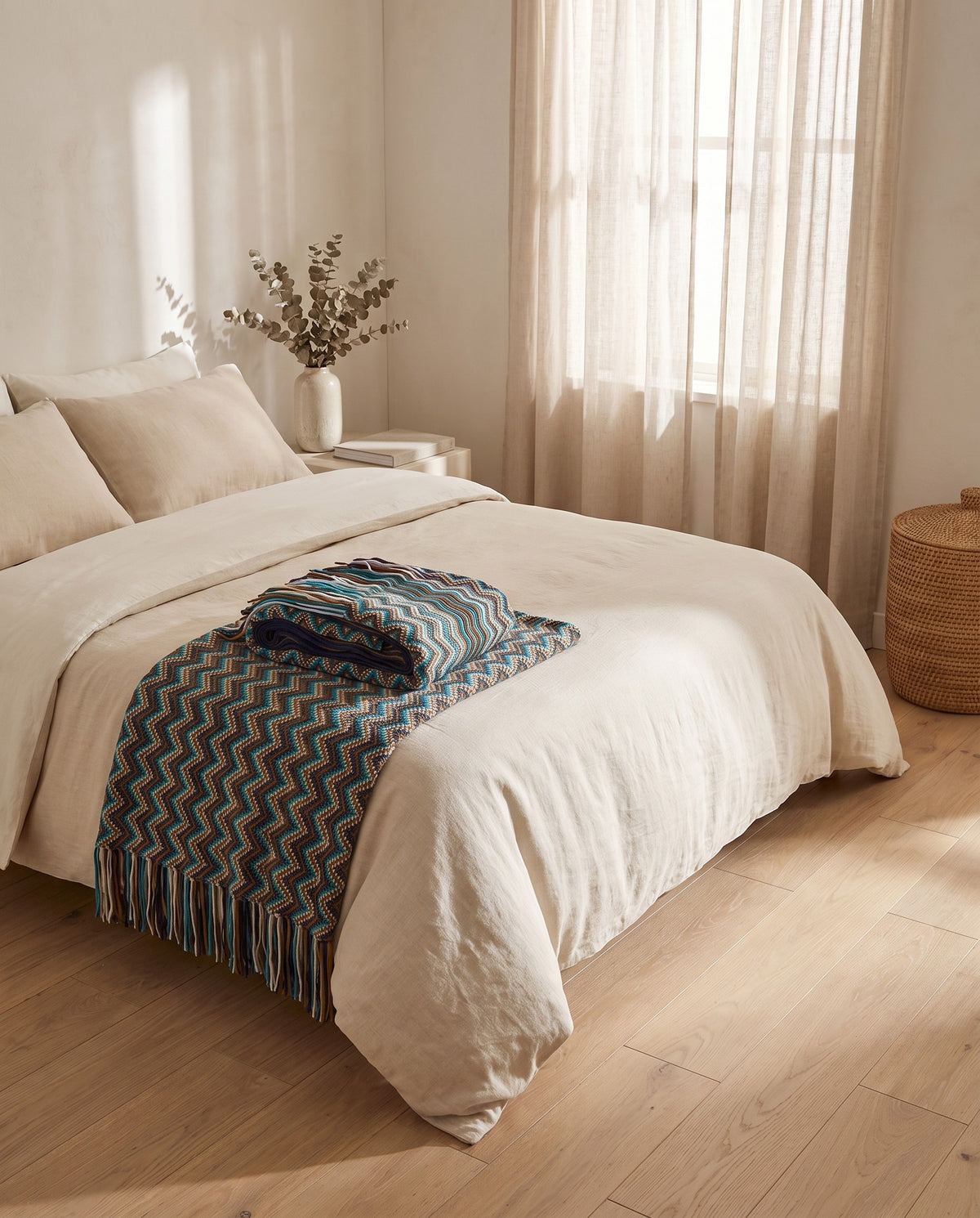 Zigzag Knit Throw Blanket | Soft Warm Handfeel