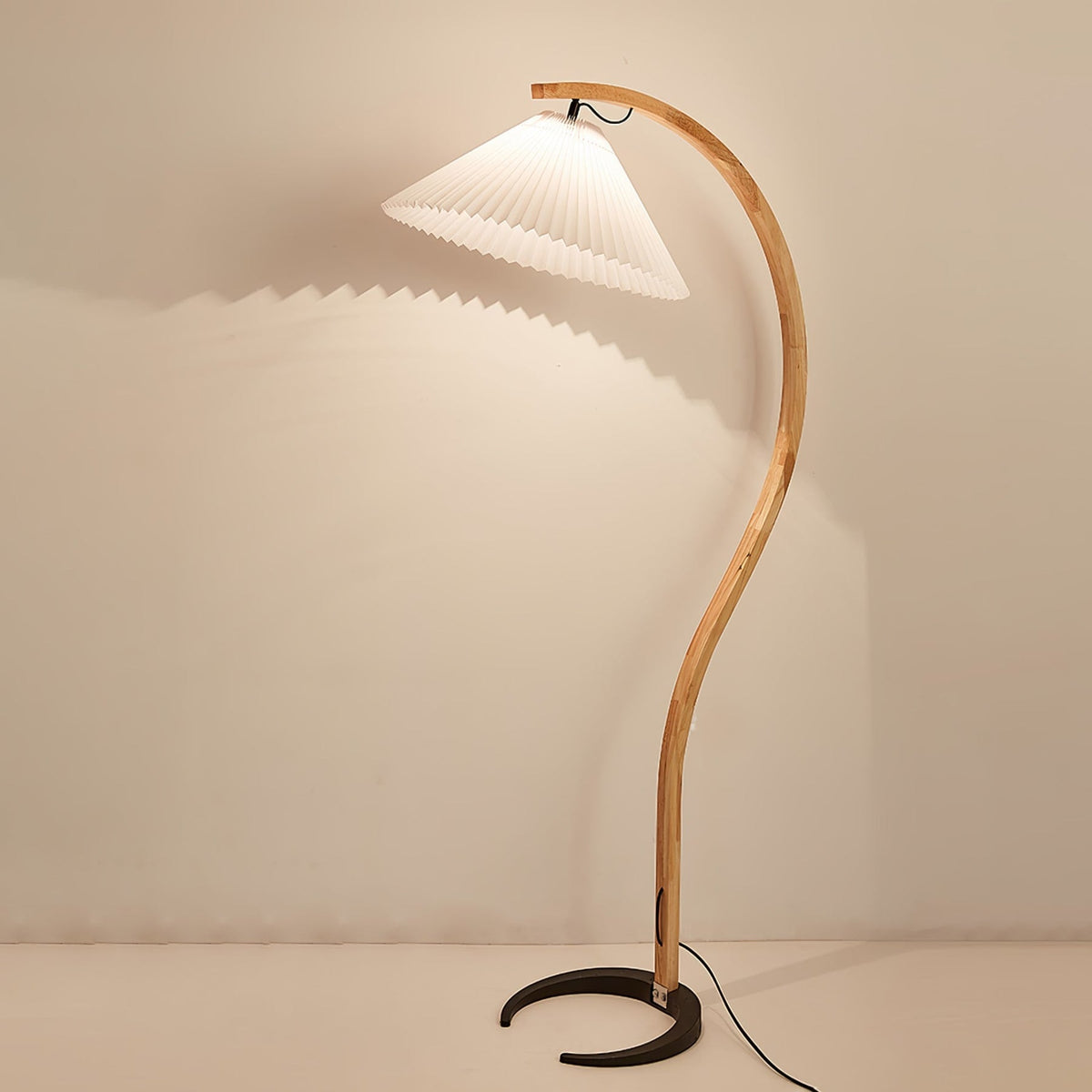 Wood Arc Floor Lamp