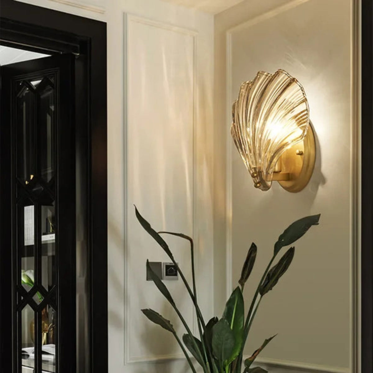 Shell Wall Sconce