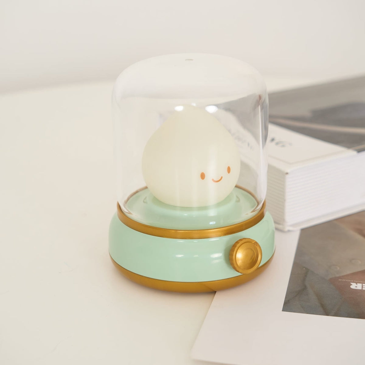 Acrylic Cordless Table Lamp