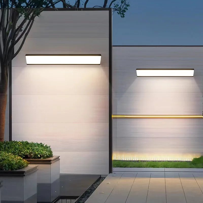 Aluminum LED Outdoor Wall Light in 23.6 and 35.4 Inch Lengths, view 3