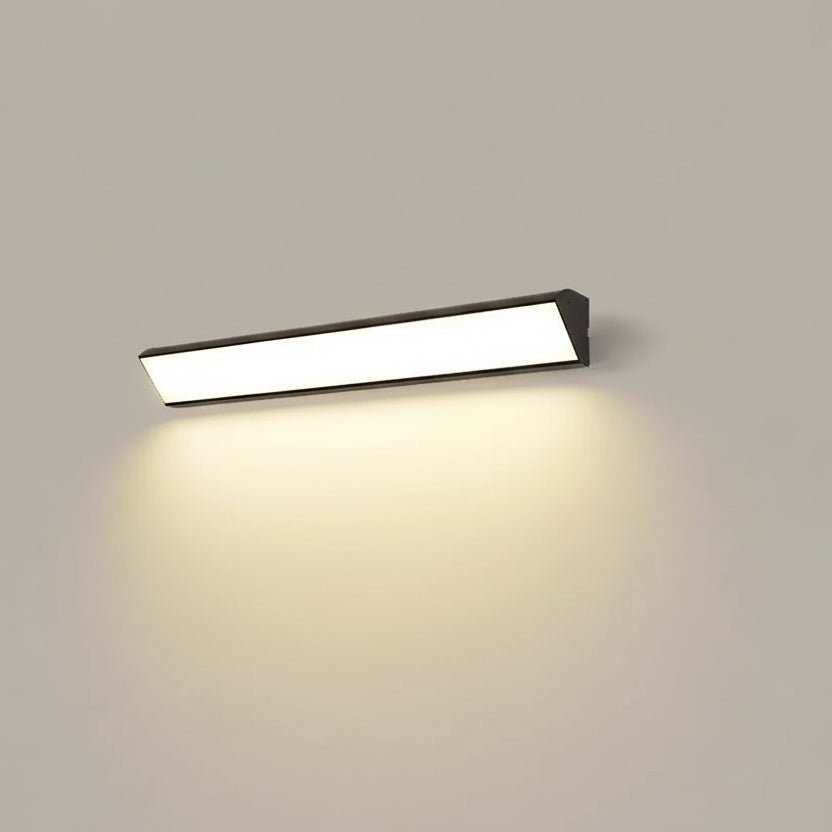 Aluminum LED Outdoor Wall Light in 23.6 and 35.4 Inch Lengths, view 5