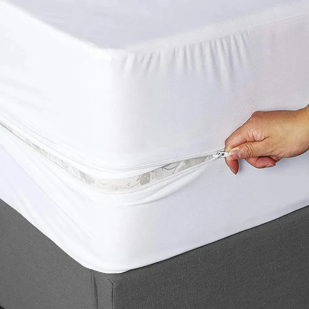 Zippered Mattress Protector – Bed Bug Barrier Cover – product view 4 | Brivenzo