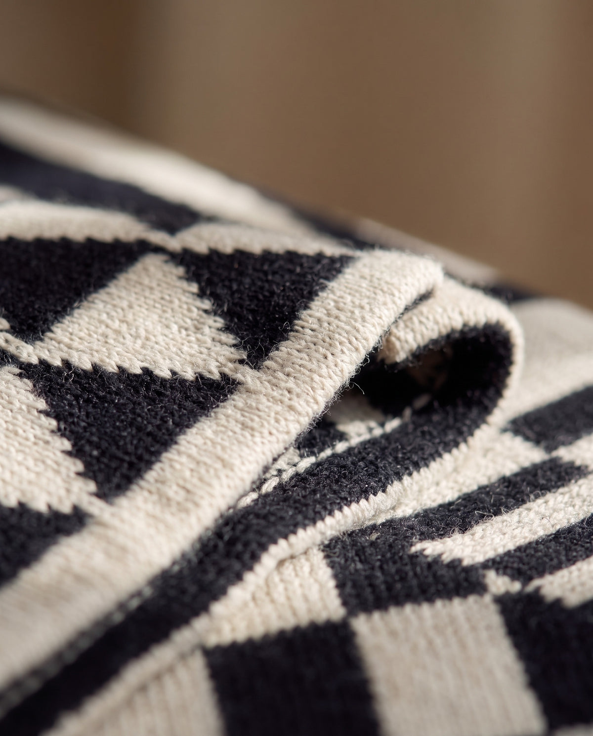 Geometric Pattern Throw | Machine Washable