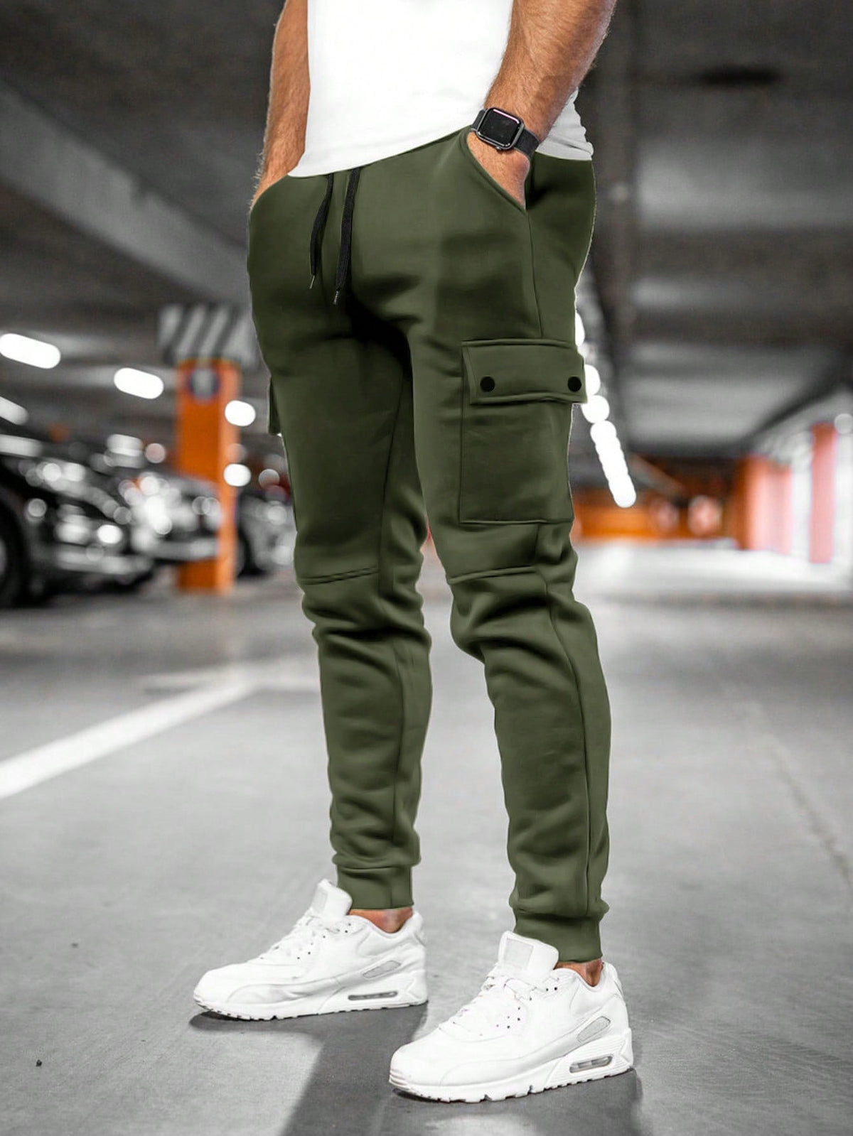 Cropped drawstring sweatpants with patch pocket in six colors