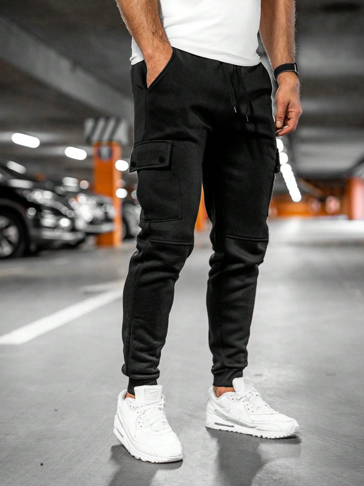 Men's Cropped Sweatpants with Drawstring and Patch Pocket in Six Colors, view 6