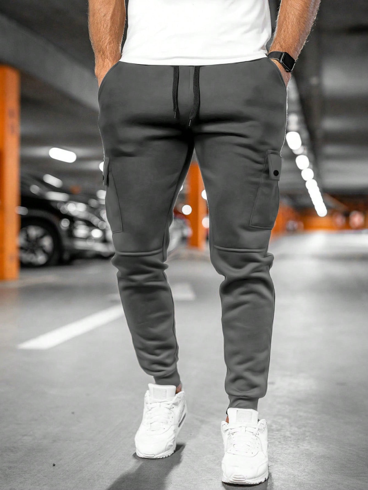 Men's Cropped Sweatpants with Drawstring and Patch Pocket in Six Colors, view 7
