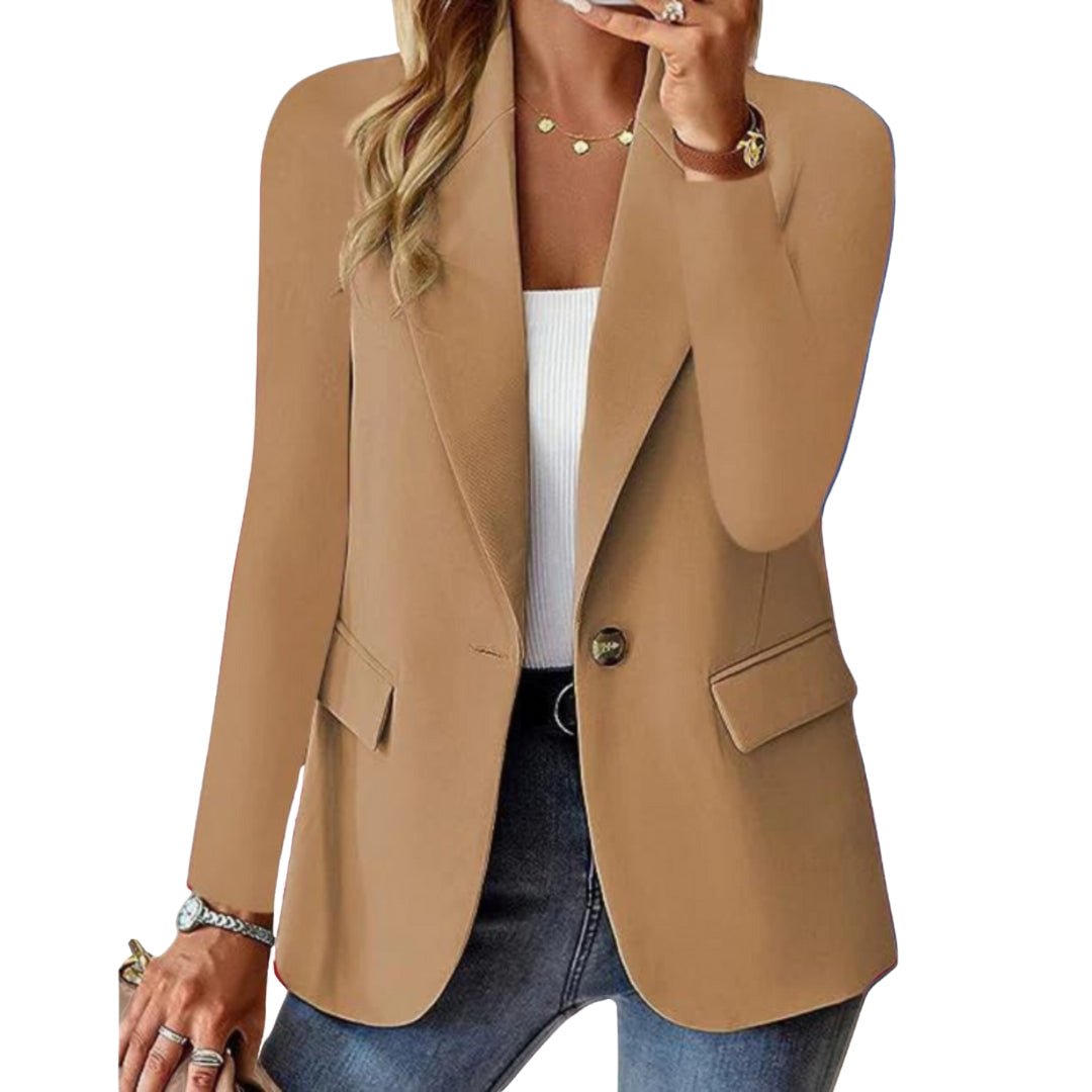 Detail of the flap pocket on a women's blazer